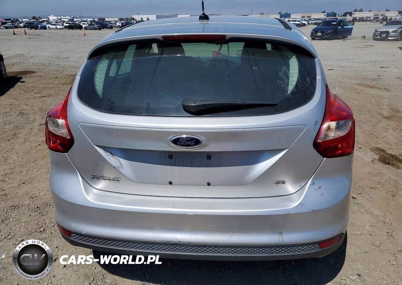 2014 Ford Focus Se VIN:1FADP3K26EL287076 - 6