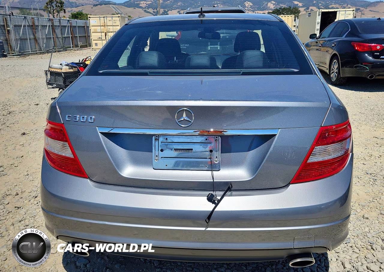 2010 Mercedes-Benz C 300 VIN:WDDGF5EB6AR130338 - 6
