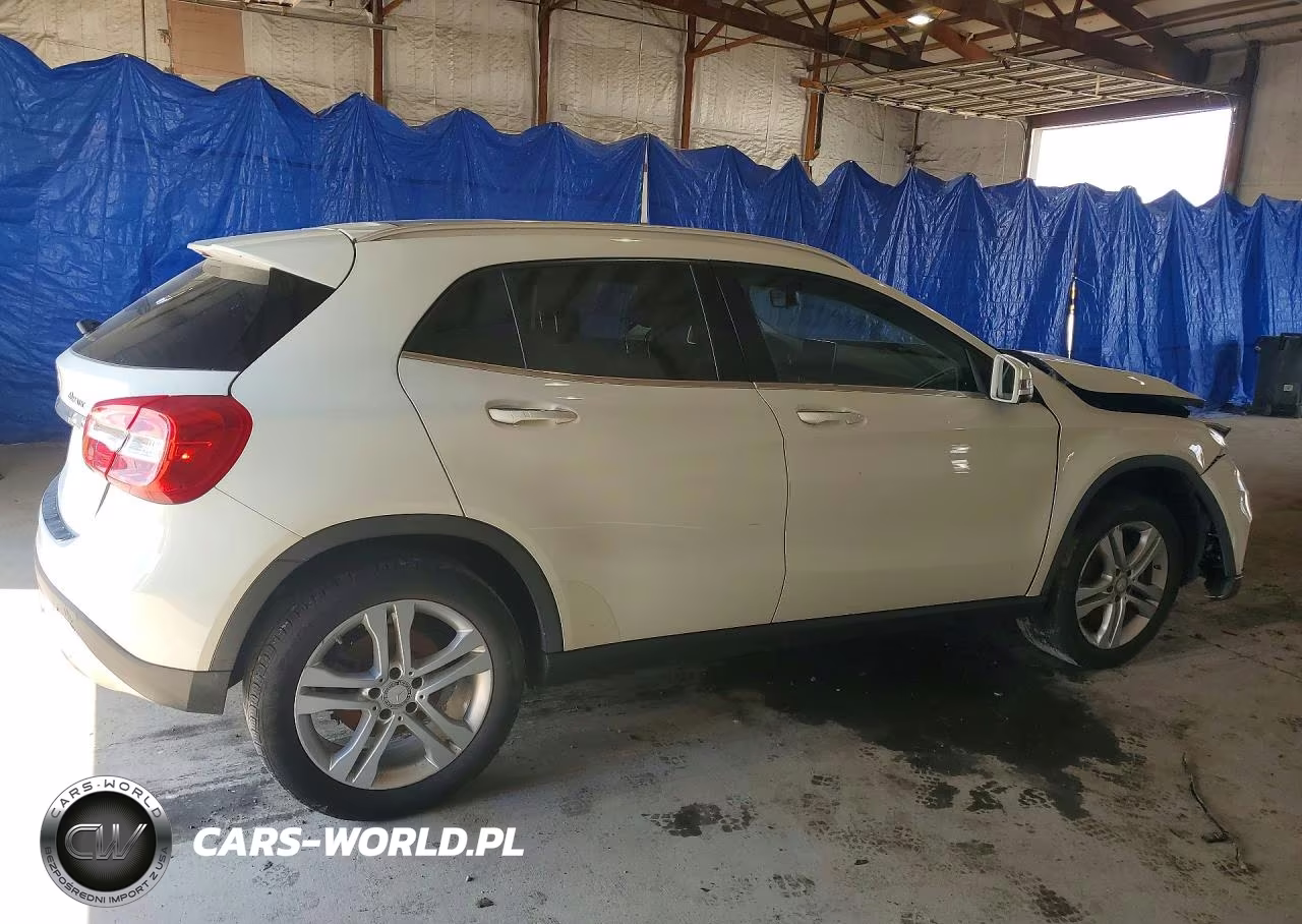 2017 Mercedes-Benz Gla 250 4Matic VIN:WDCTG4GB0HJ299643 - 3