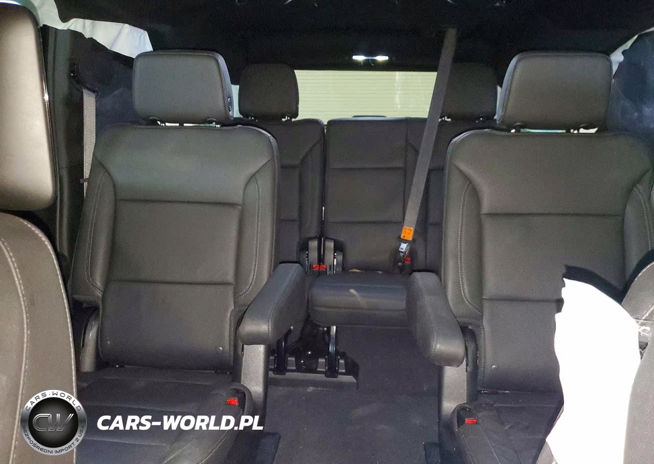 2023 Chevrolet Suburban VIN:1GNSKDKD6PR525989 - 10