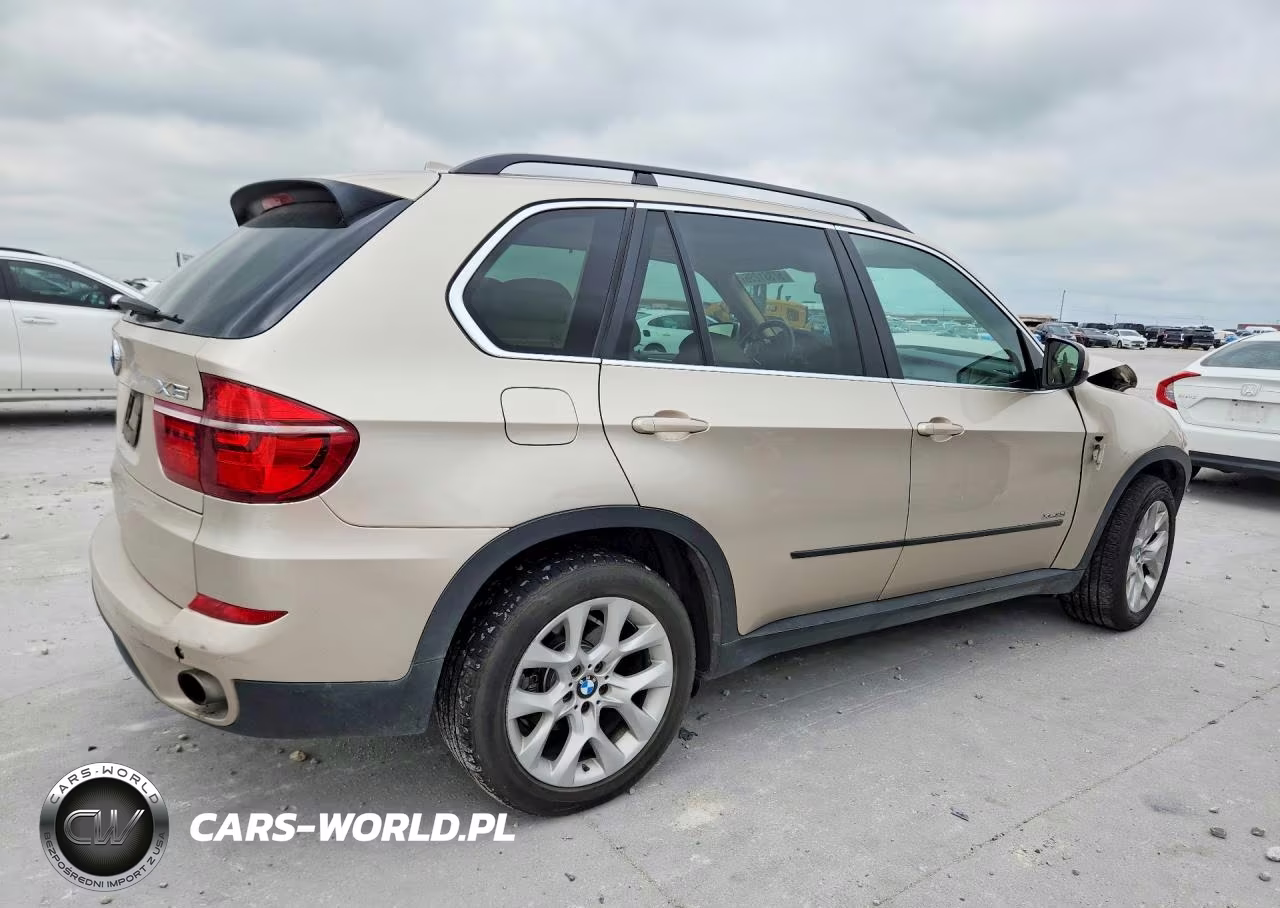 2013 BMW X5 xDrive35I VIN:5UXZV4C59DL993749 - 3
