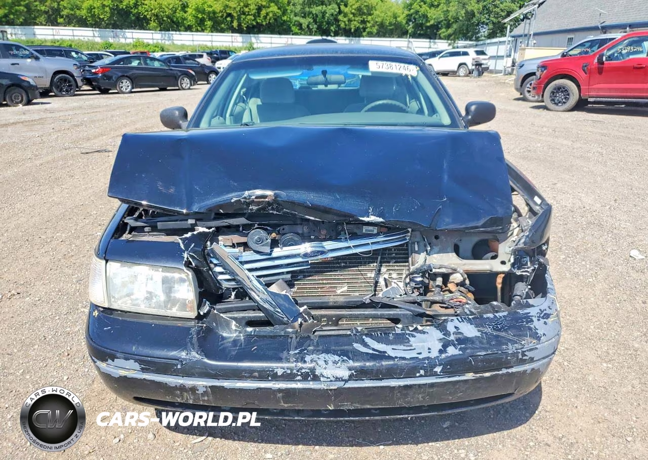 2004 Ford Crown Victoria VIN:2FAFP73W84X170795 - 5
