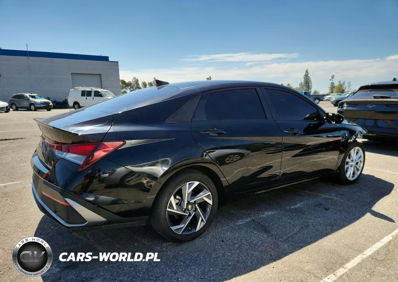 2025 Hyundai Elantra Sel Sport VIN:KMHLM4DG0SU951287 - 3