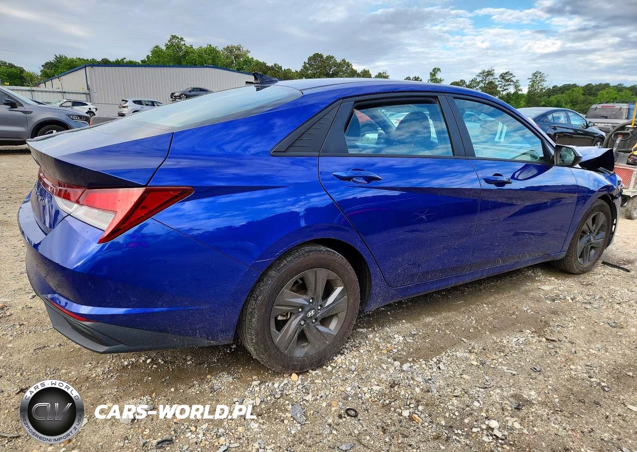 2023 Hyundai Elantra Sel VIN:KMHLM4AG7PU468004 - 3