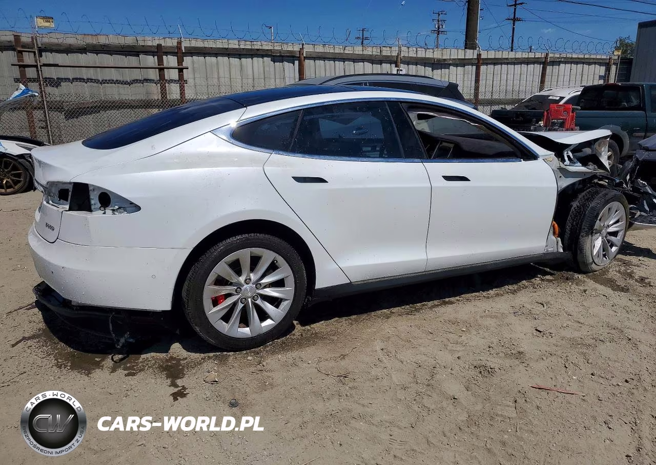 2016 Tesla Model S VIN:5YJSA1E40GF134171 - 3