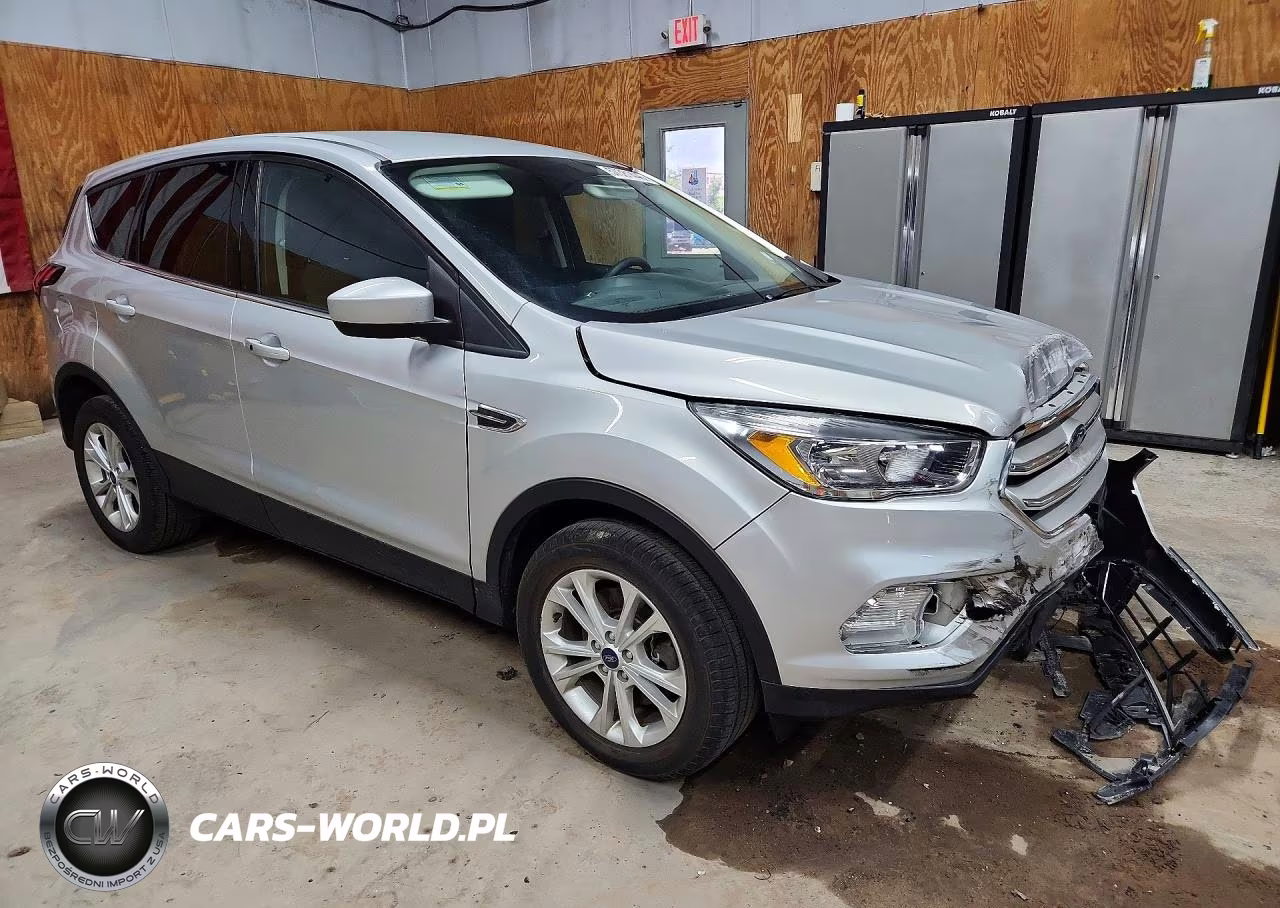 2019 Ford Escape Se VIN:1FMCU9GD5KUB81702 - 4