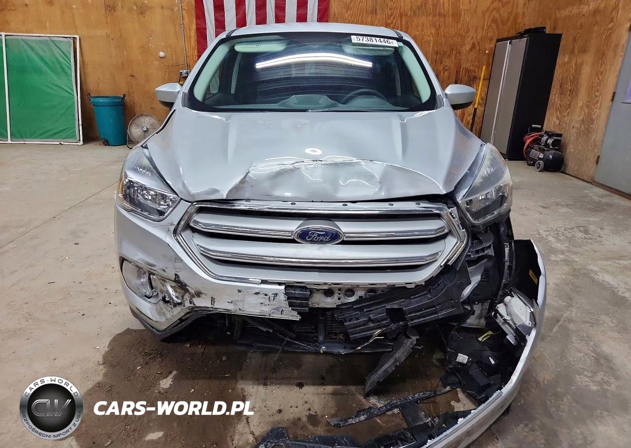 2019 Ford Escape Se VIN:1FMCU9GD5KUB81702 - 5