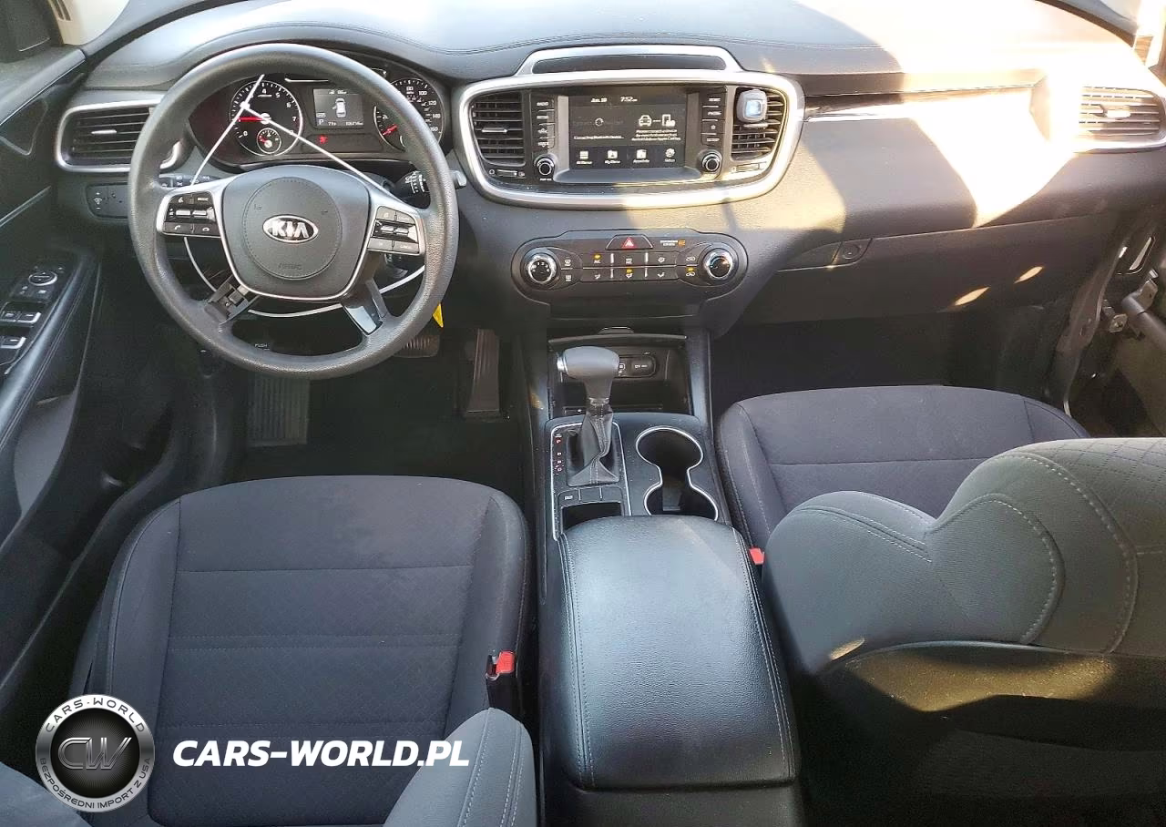 2019 Kia Sorento L VIN:5XYPG4A38KG529168 - 8