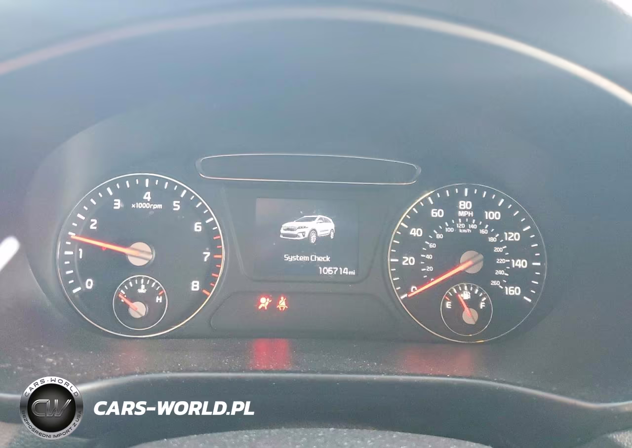 2019 Kia Sorento L VIN:5XYPG4A38KG529168 - 9