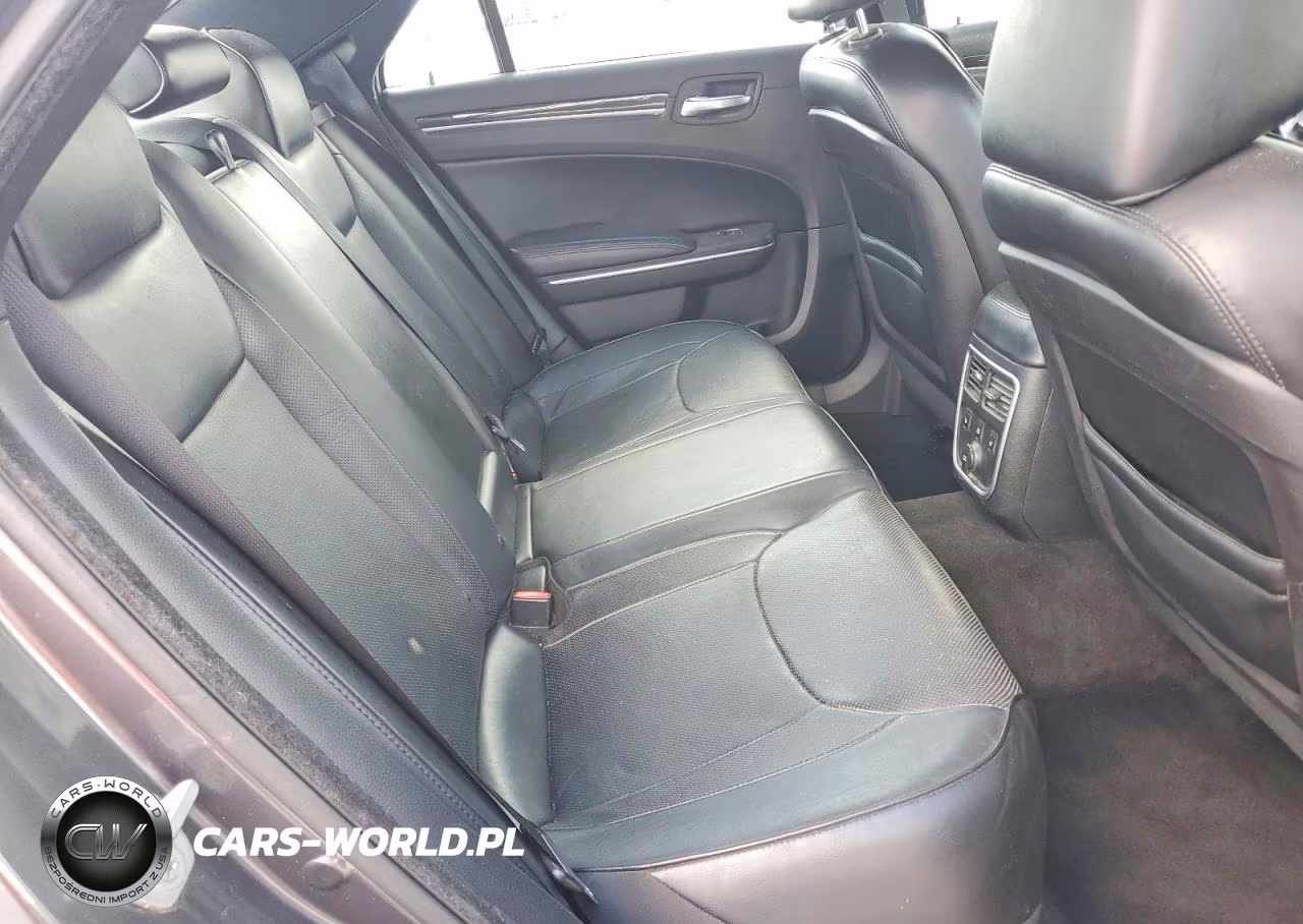 2014 Chrysler 300C VIN:2C3CCAKG8EH260285 - 10