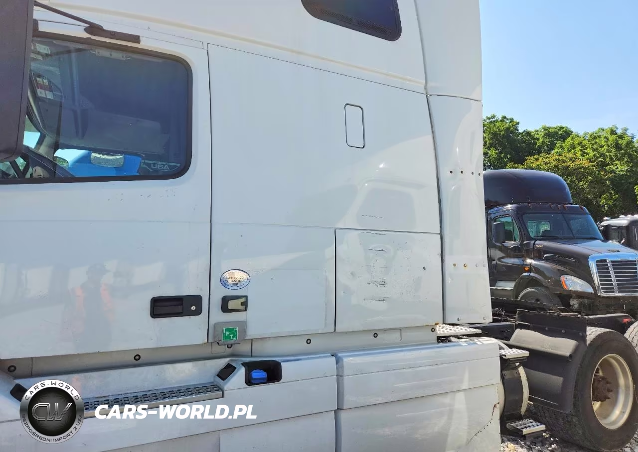 VOLVO VN VNL VIN:4V4NC9EH2EN165076 - 9
