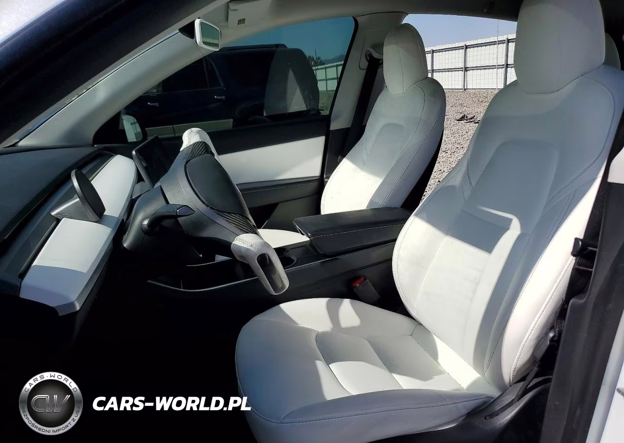 2020 Tesla Model Y VIN:5YJYGDEE4LF055759 - 7