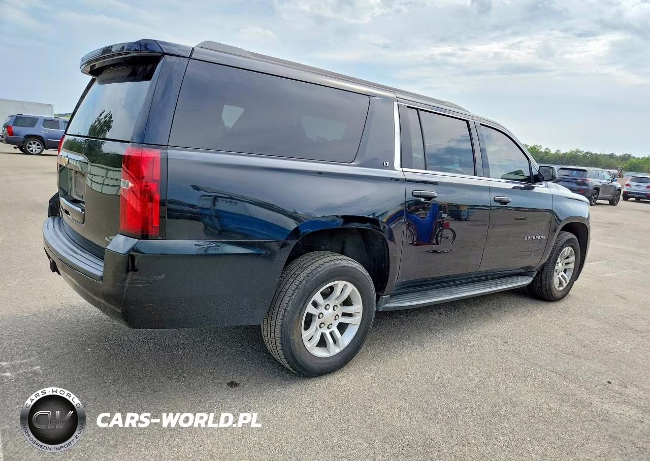 2018 Chevrolet Suburan VIN:1GNSKHKC4JR238611 - 3