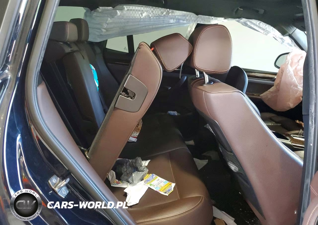 2017 BMW X3 xDrive28I VIN:5UXWX9C57H0T04602 - 11