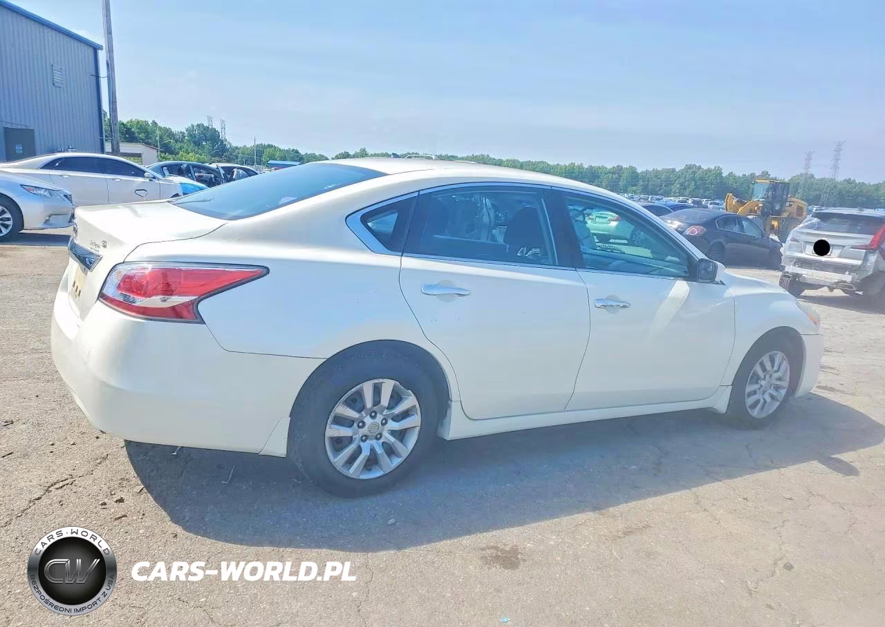 2015 Nissan Altima 2.5 S VIN:1N4AL3AP3FC114595 - 3