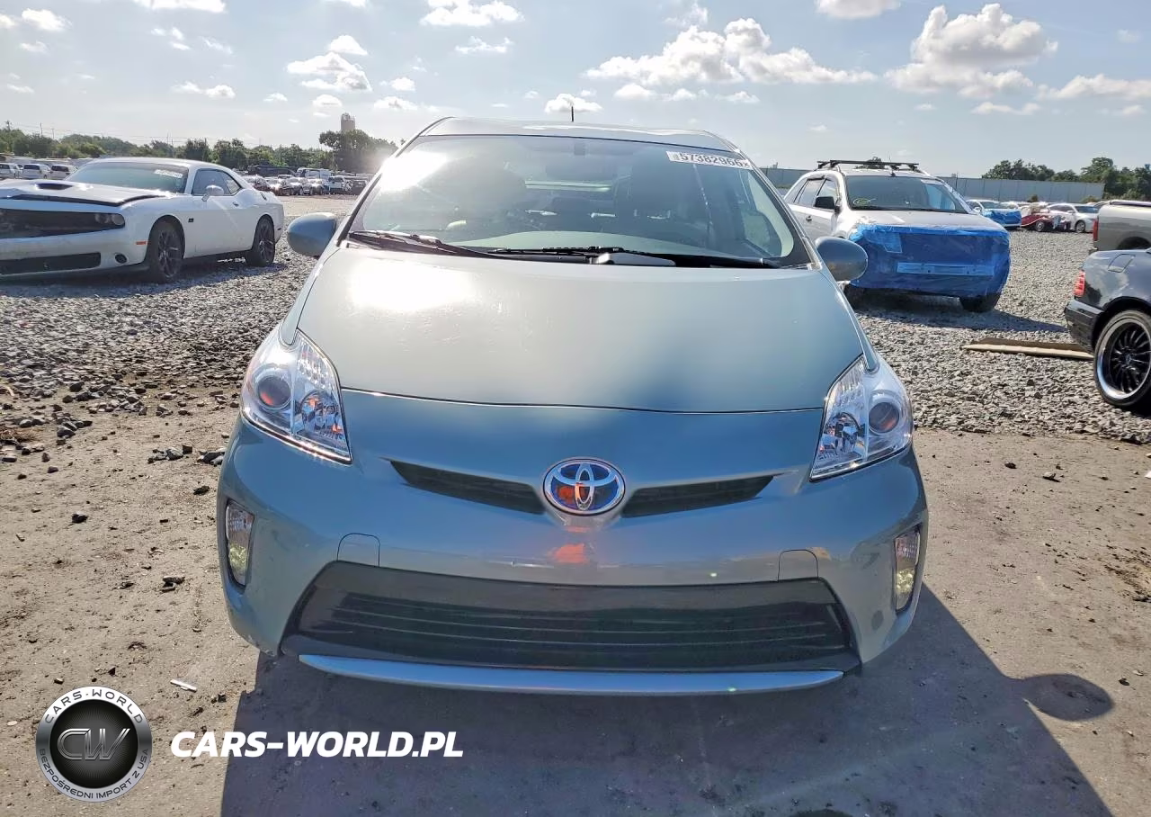 2015 Toyota Prius Four VIN:JTDKN3DUXF1900464 - 5