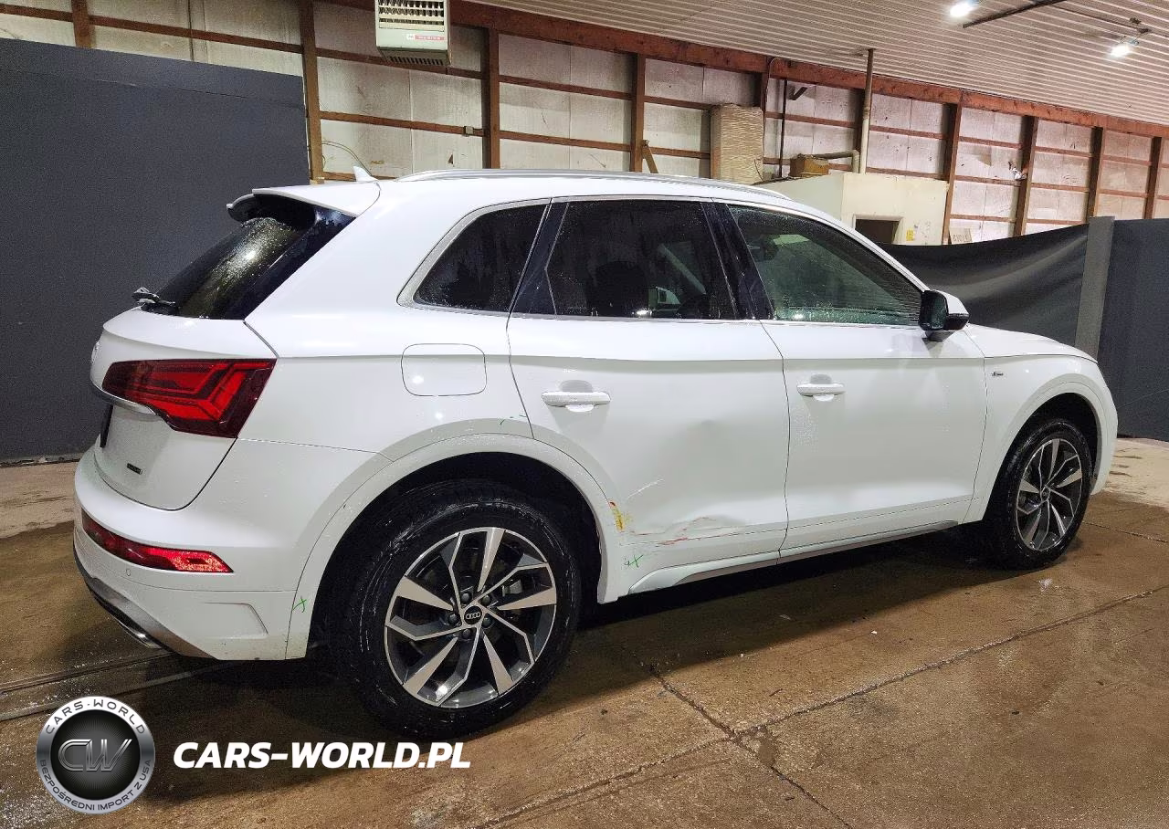 2024 Audi Q5 Premium Plus 45 VIN:WA1EAAFY3R2082288 - 3