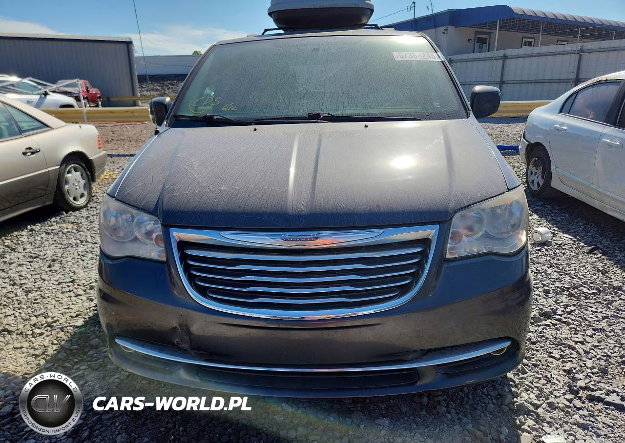 2015 Chrysler Town & Country Touring VIN:2C4RC1BG9FR620990 - 5