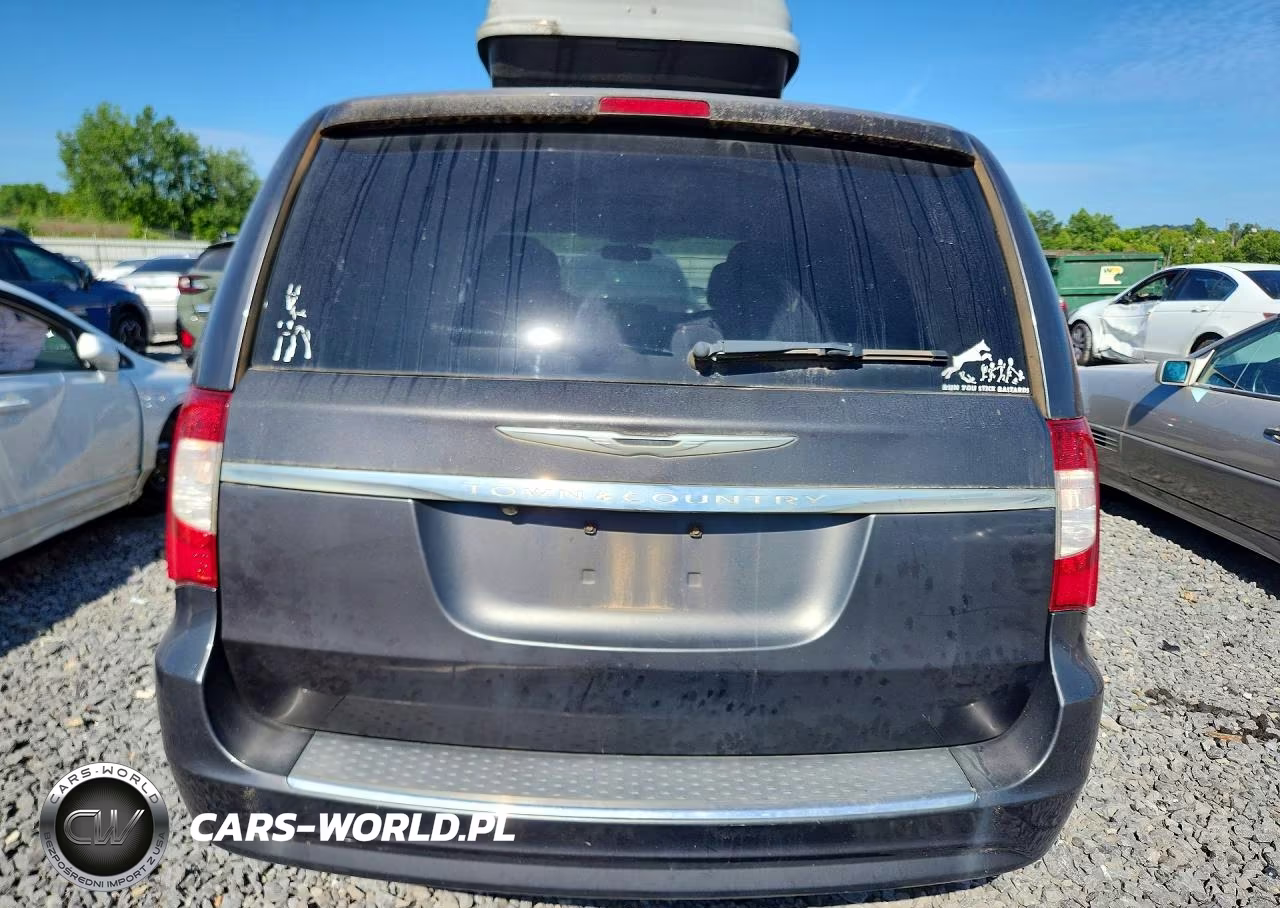 2015 Chrysler Town & Country Touring VIN:2C4RC1BG9FR620990 - 6