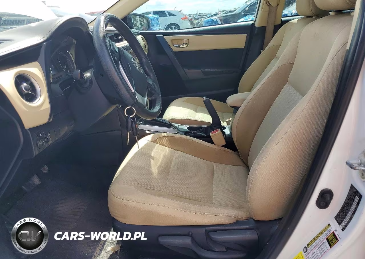 2017 Toyota Corolla Le VIN:2T1BURHE1HC852702 - 7