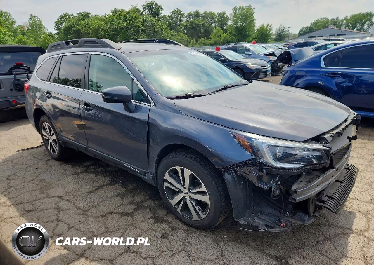 2018 Subaru Outback 3.6R Limited VIN:4S4BSENC8J3293337 - 4