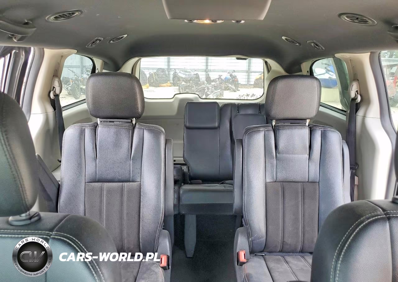 2019 Dodge Grand Caravan Sxt VIN:2C4RDGCG1KR660957 - 10