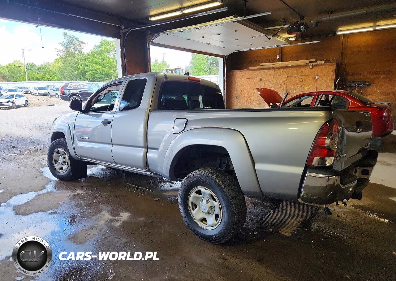 2015 Toyota Tacoma V6 VIN:5TFUU4EN5FX148002 - 2