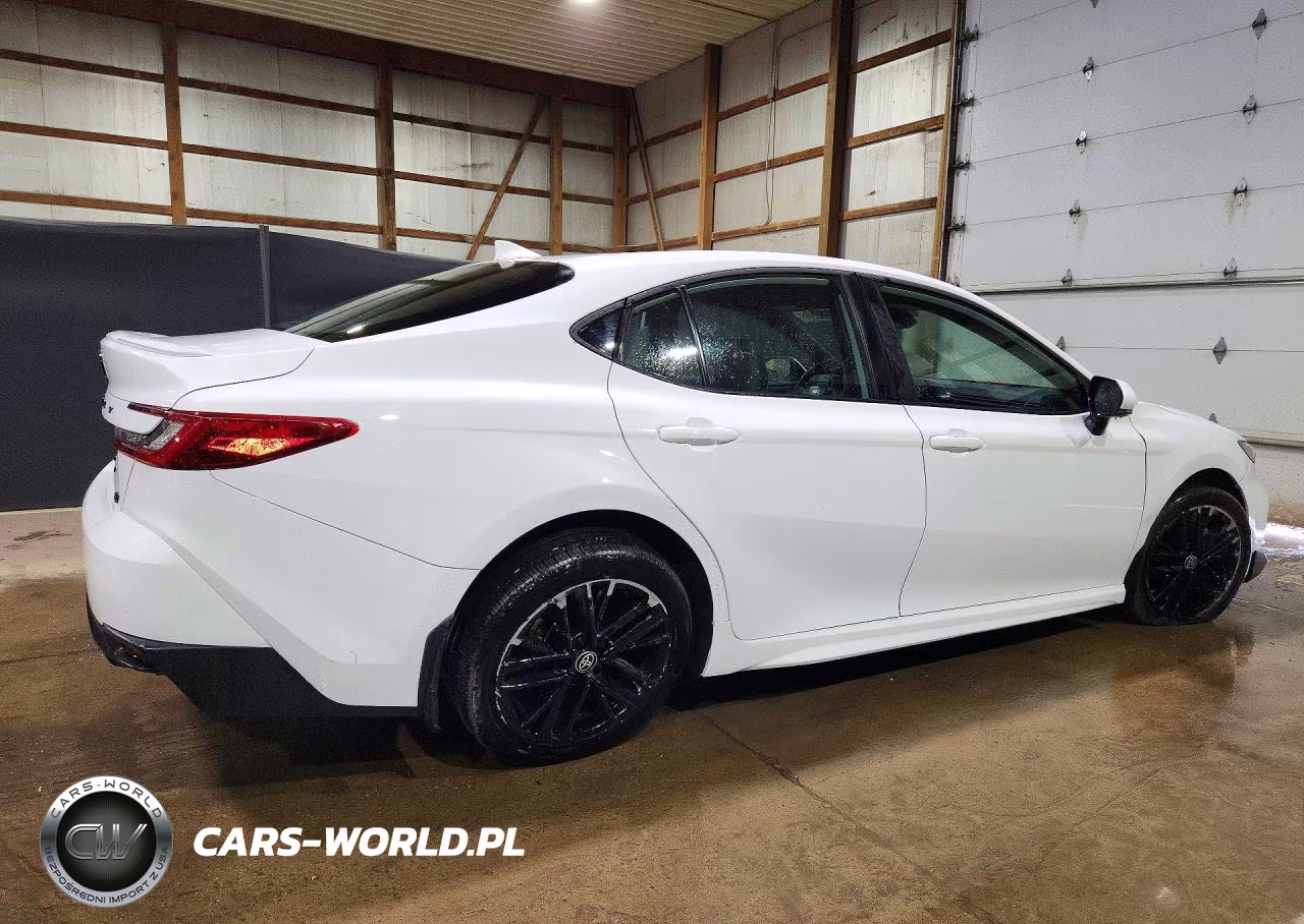 2025 Toyota Camry Se VIN:4T1DAACK8SU640577 - 3