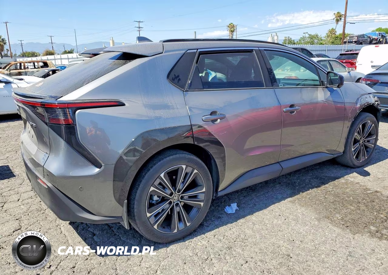 2024 Toyota Bz4X Limited VIN:JTMAAAAAXRA049311 - 3