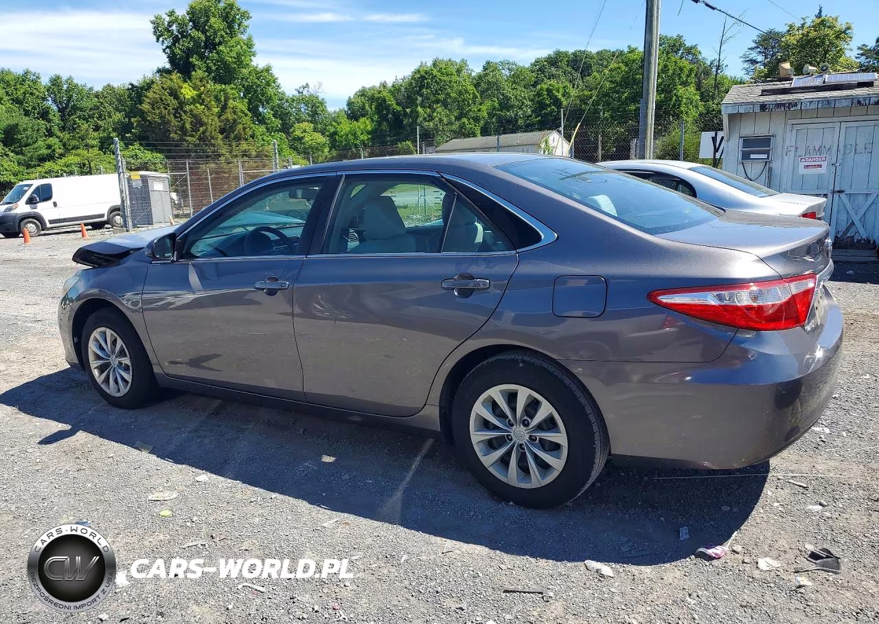 2016 Toyota Camry Le VIN:4T1BF1FK1GU134889 - 2