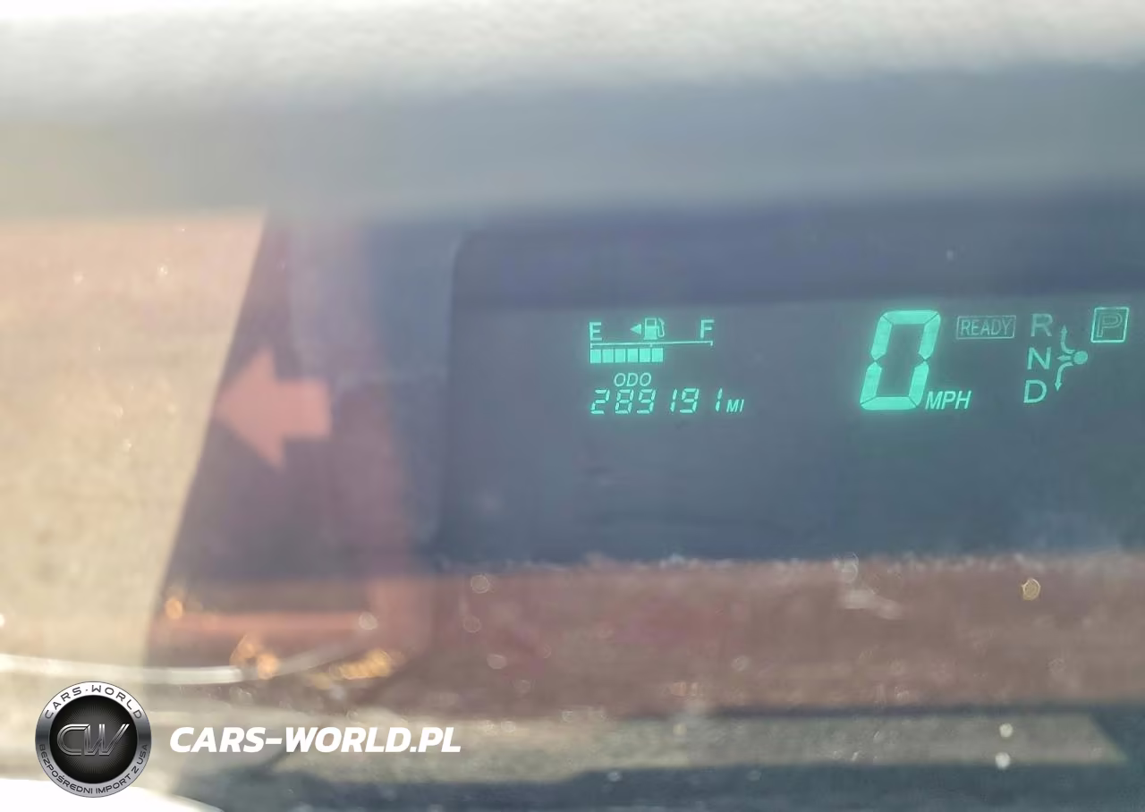 2004 Toyota Prius Base VIN:JTDKB20U740114326 - 9