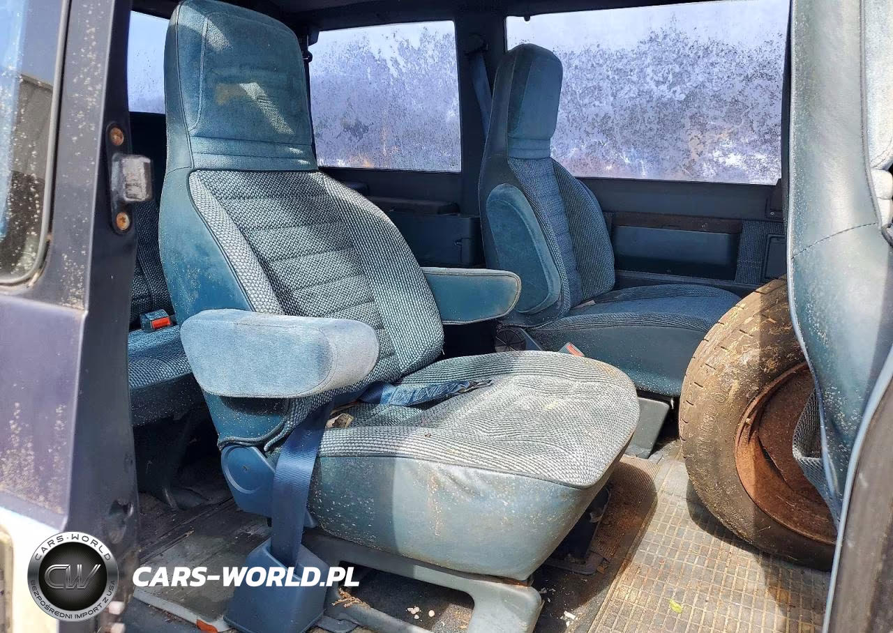 1990 Chev Astro VIN:1GNDM15ZXLB148627 - 11