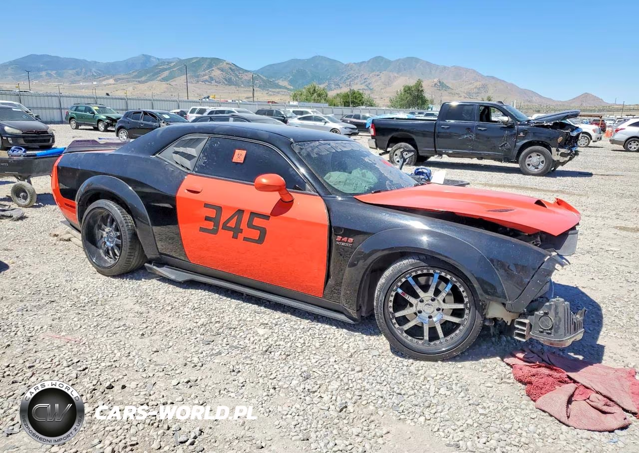 2016 Dodge Challenger R VIN:2C3CDZBT7GH221957 - 4
