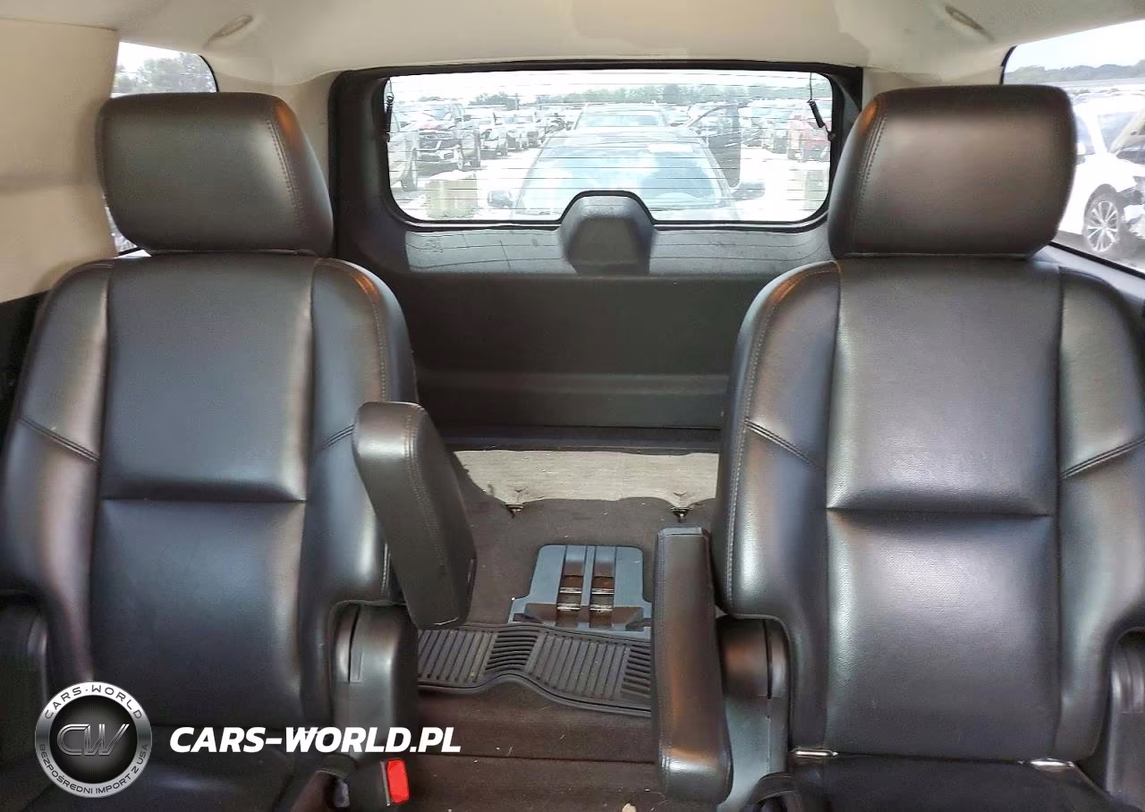 2011 Chevrolet Tahoe Ltz VIN:1GNSKCE06BR137351 - 10