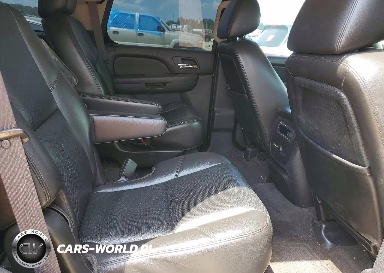 2011 Chevrolet Tahoe Ltz VIN:1GNSKCE06BR137351 - 11