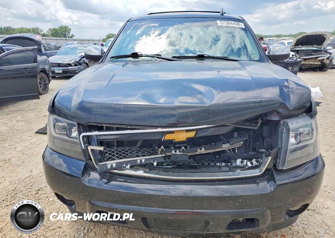 2011 Chevrolet Tahoe Ltz VIN:1GNSKCE06BR137351 - 12