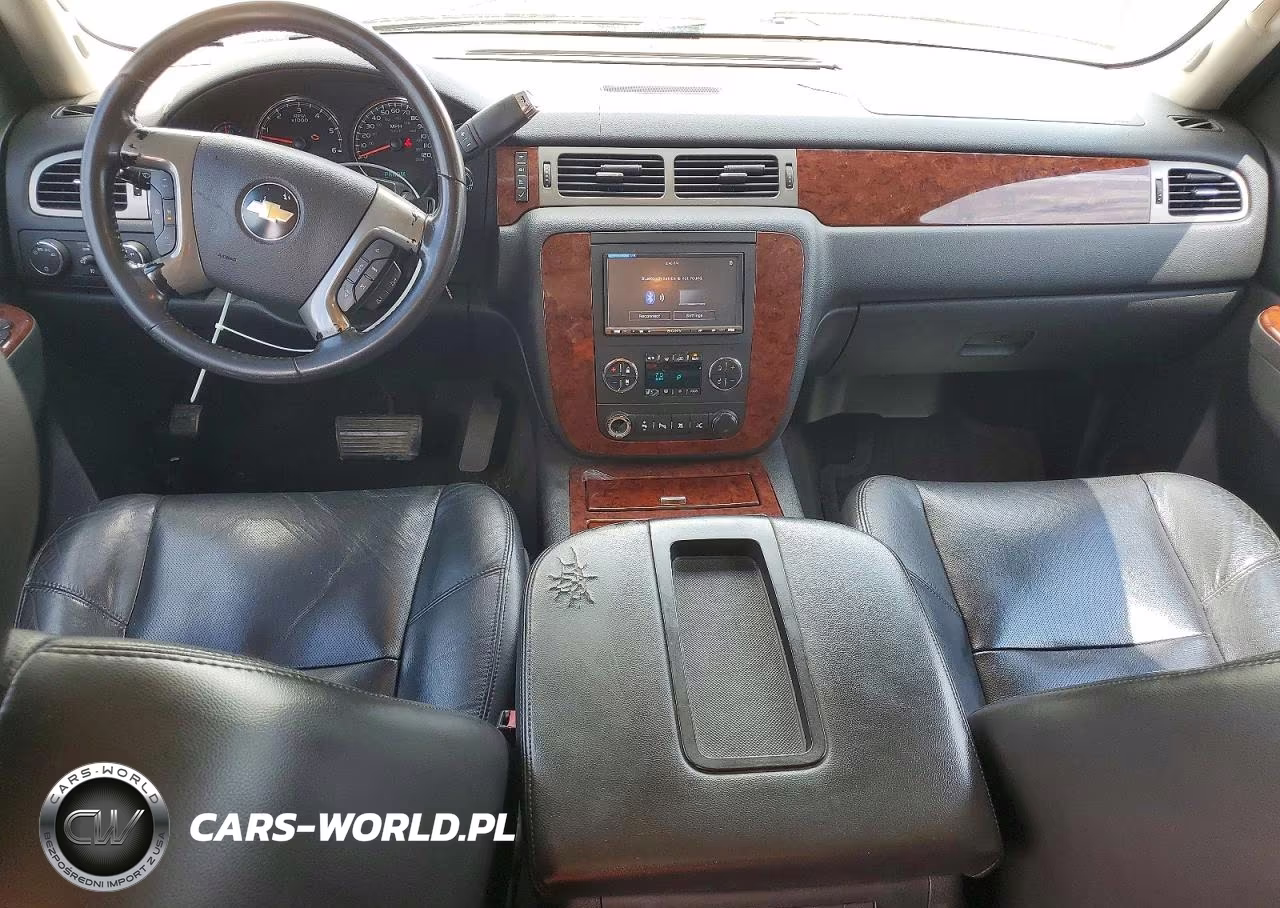 2011 Chevrolet Tahoe Ltz VIN:1GNSKCE06BR137351 - 8