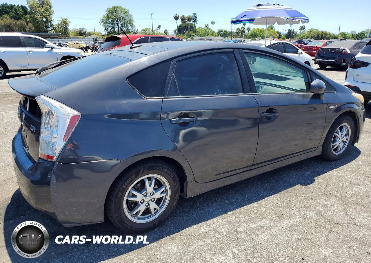 2010 Toyota Prius Iv VIN:JTDKN3DU8A5130458 - 3