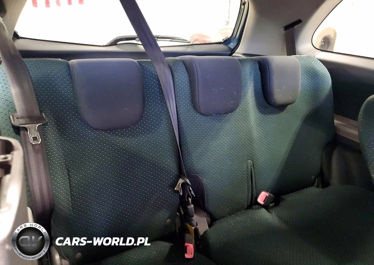 2007 Toyota Yaris Base VIN:JTDJT923975069208 - 10