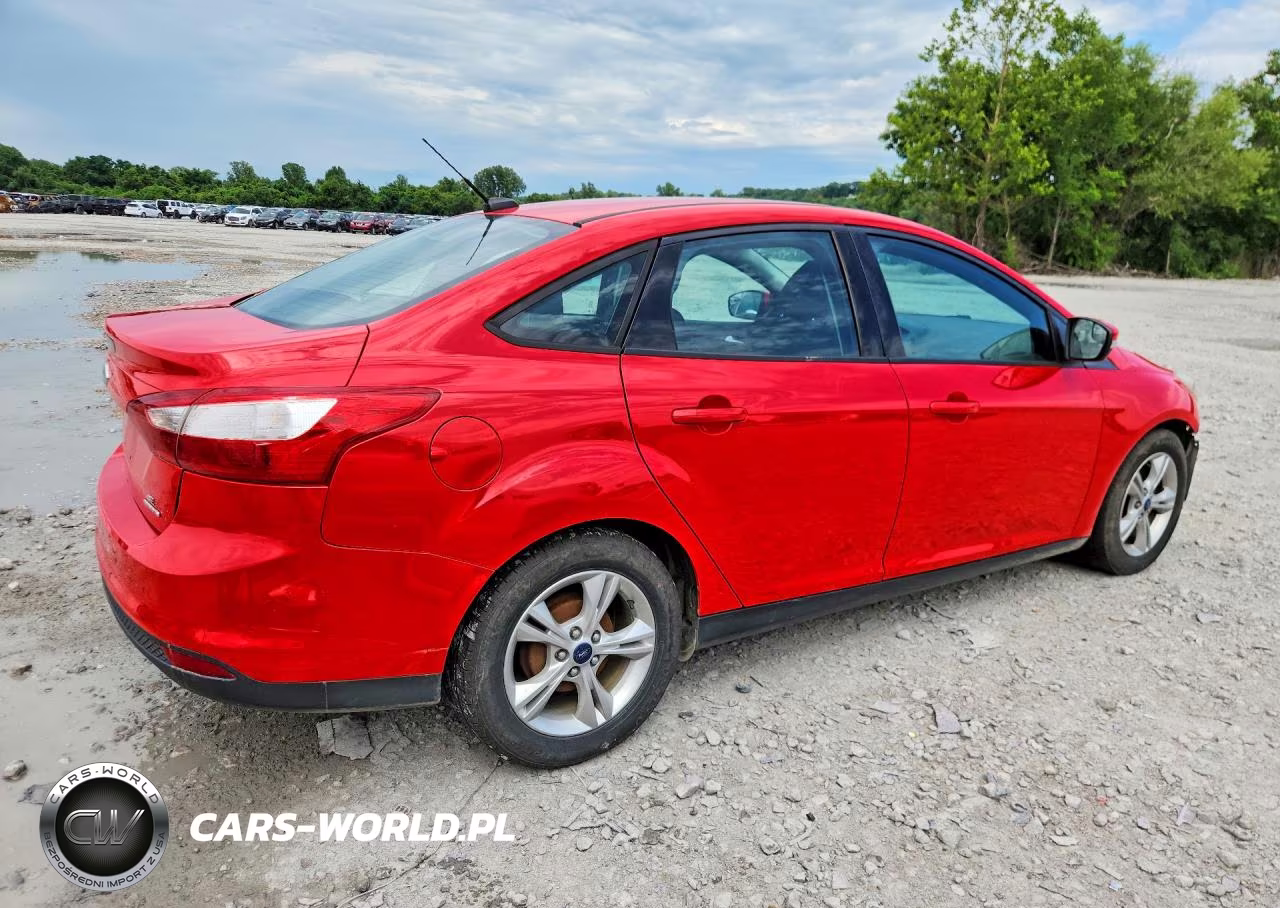 2014 Ford Focus Se VIN:1FADP3F21EL304991 - 3