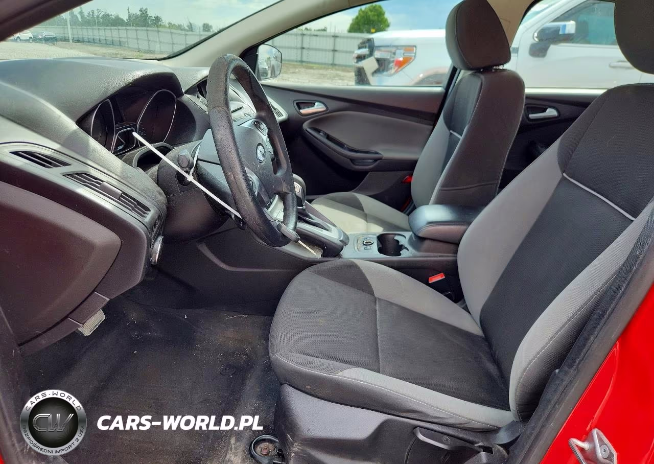 2014 Ford Focus Se VIN:1FADP3F21EL304991 - 7