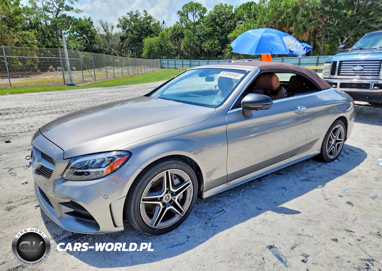 2020 Mercedes-Benz C 300
