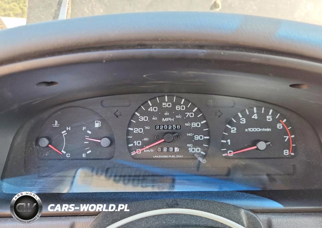 1997 Nissan Truck VIN:1N6SD11S0VC415454 - 9