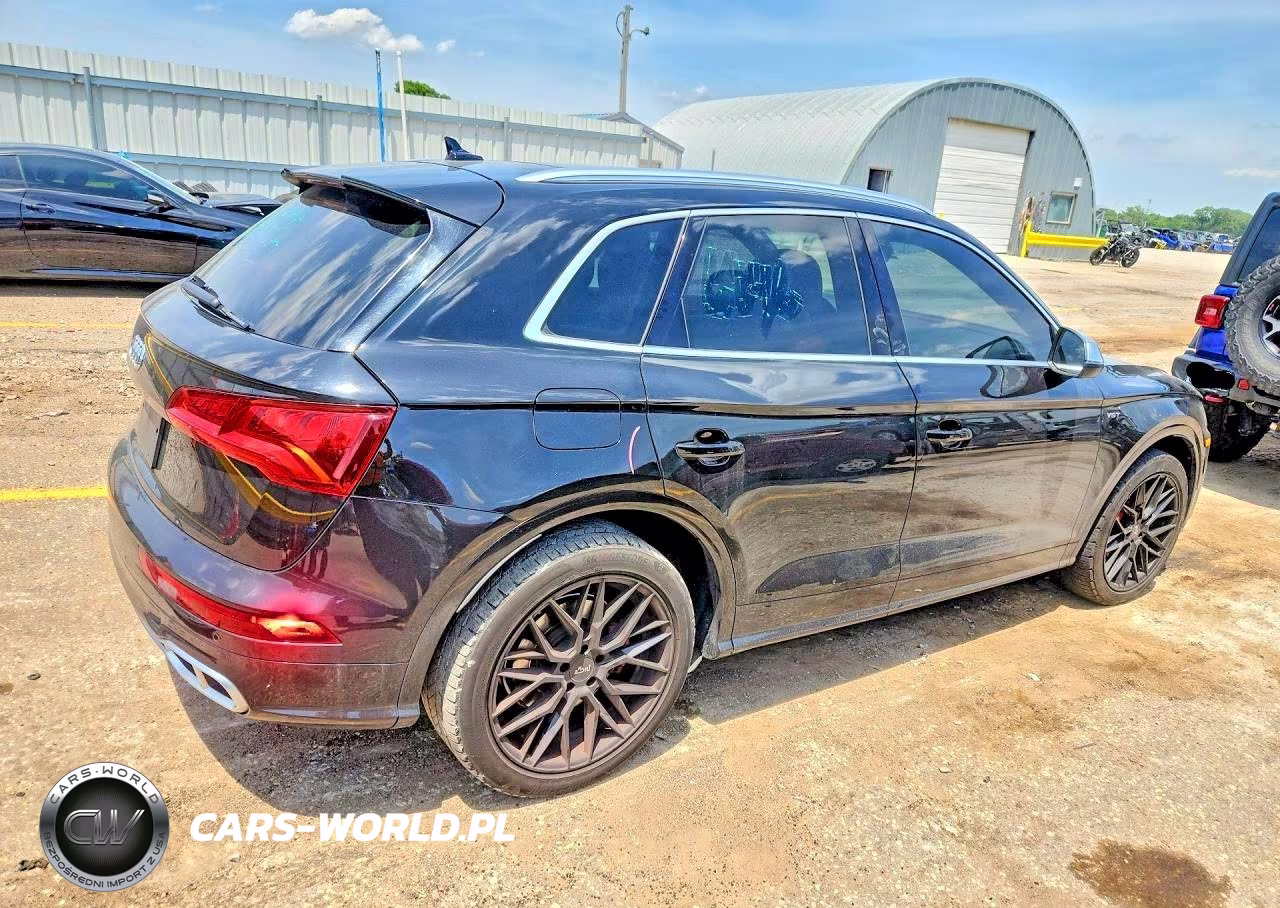 2018 Audi Sq5 Premium Plus VIN:WA1A4AFY7J2040104 - 3