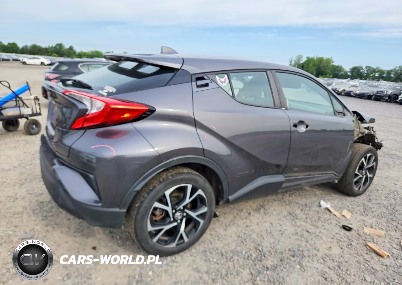 2019 Toyota C-Hr Xle VIN:NMTKHMBX1KR082113 - 3