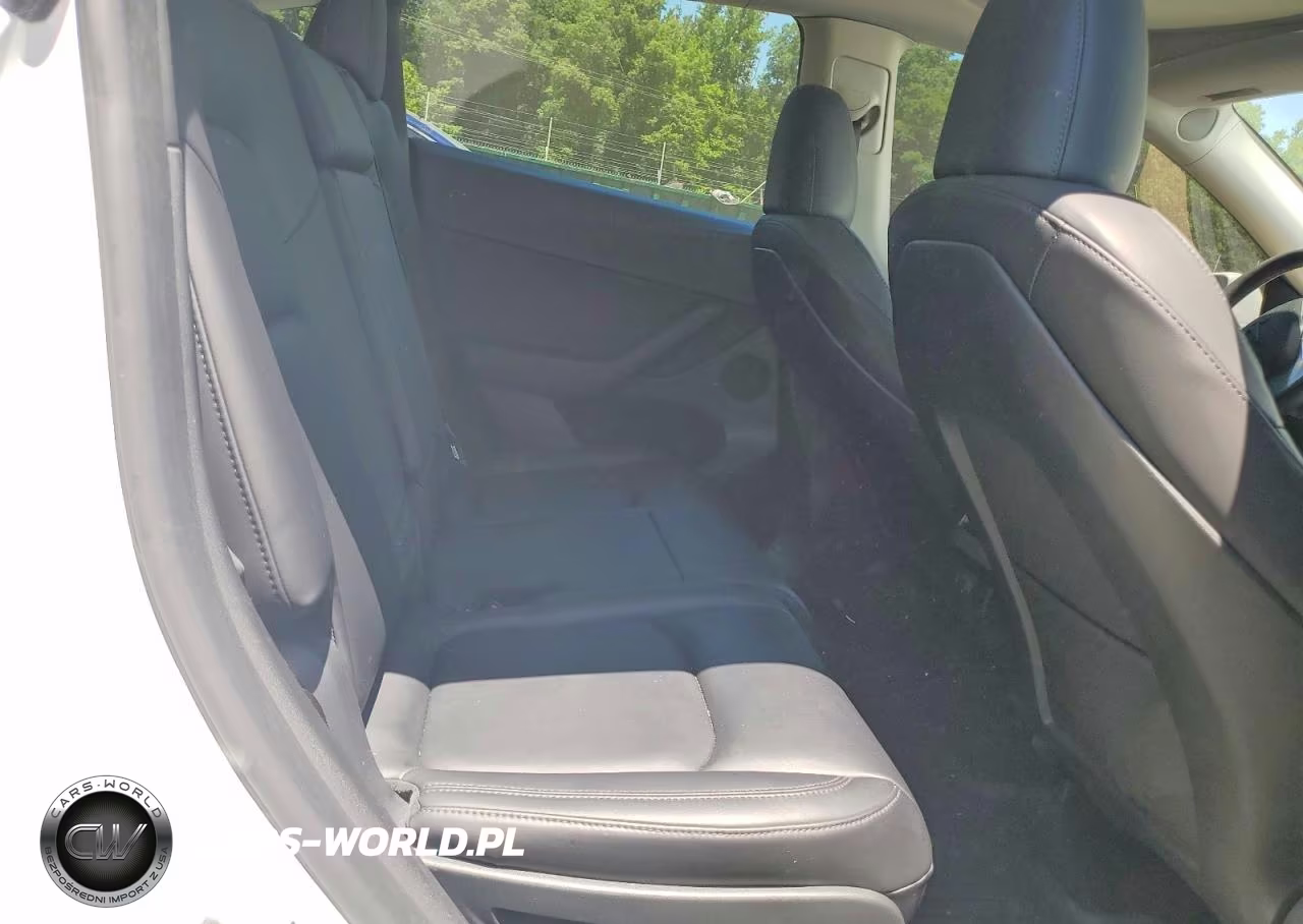 2023 Tesla Model Y VIN:7SAYGAEE4PF910712 - 10