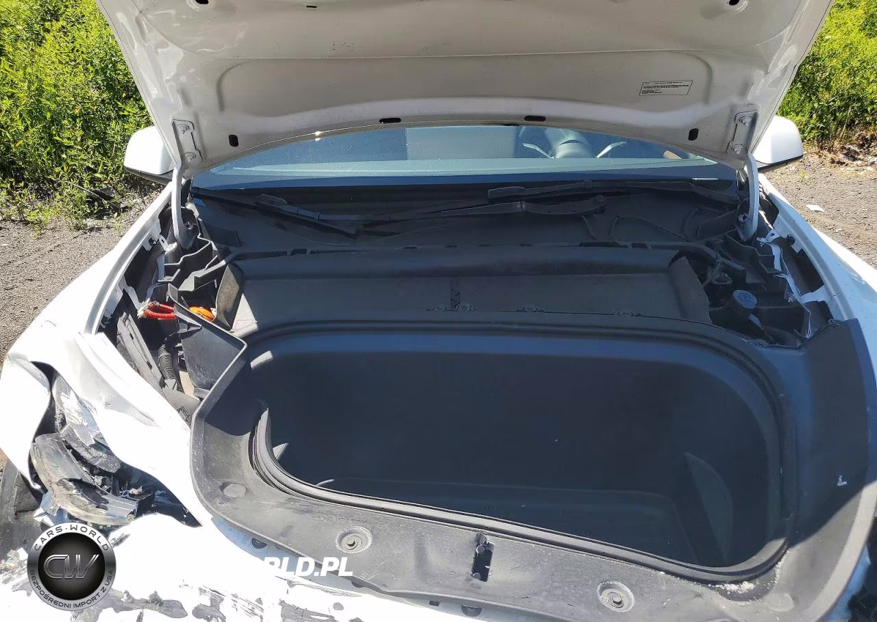 2023 Tesla Model Y VIN:7SAYGAEE4PF910712 - 11
