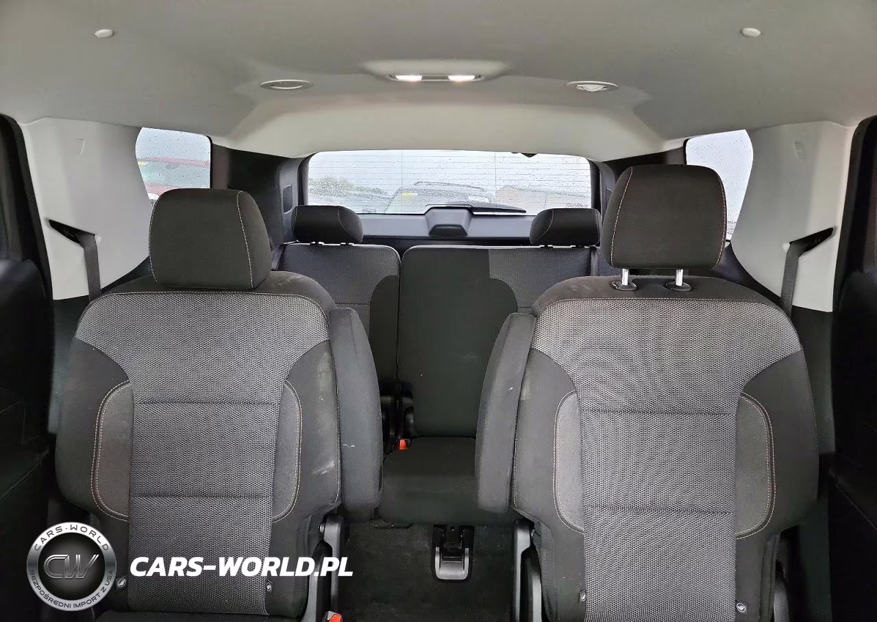 2019 Chevrolet Traverse Lt VIN:1GNERGKW3KJ270169 - 10