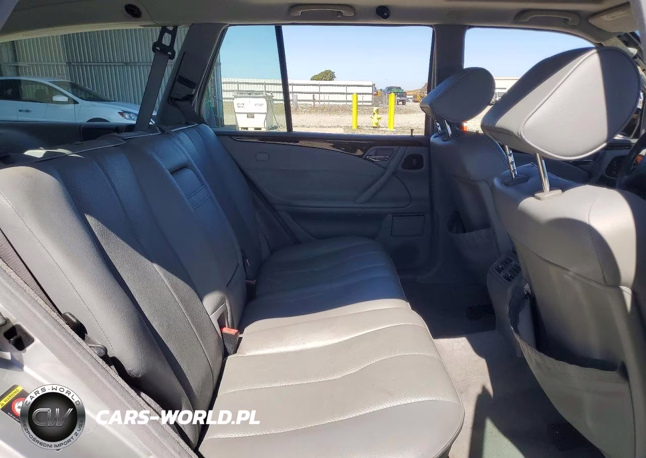 2001 Mercedes-Benz E 320 4Matic VIN:WDBJH82J21X051038 - 11