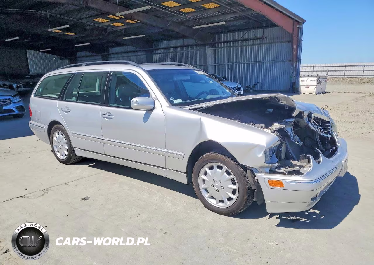 2001 Mercedes-Benz E 320 4Matic VIN:WDBJH82J21X051038 - 4